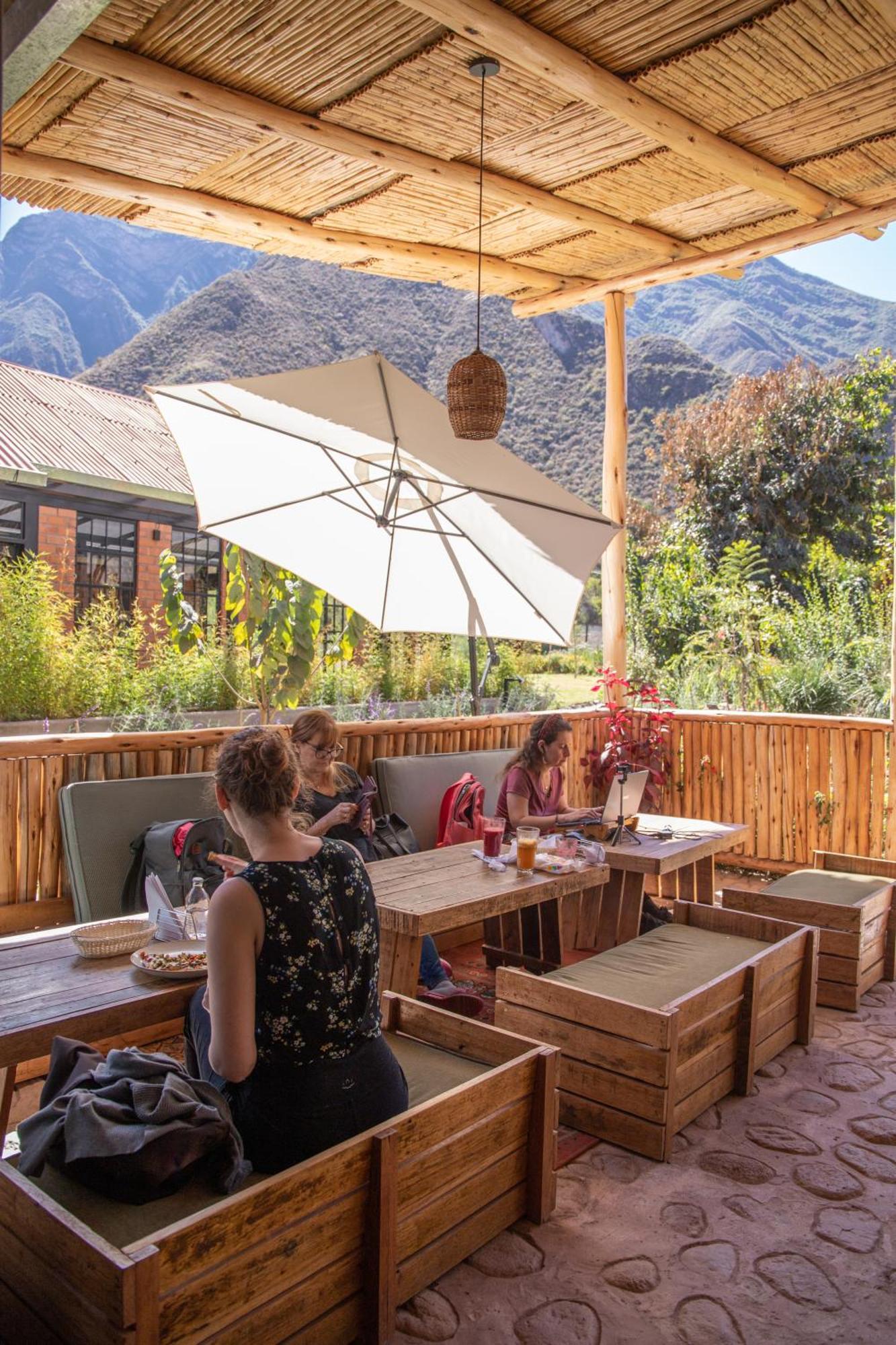 Arbol De La Vida Hotel Huaran ภายนอก รูปภาพ